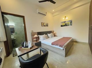 Haven Hotel Sector 31,Gurugram - 9
