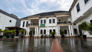 Omo one apartment Edegbe avenue Branch - 3