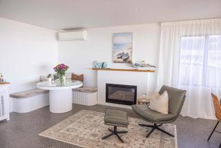 Beachfront Luxury Retreat & Sauna with Sea Views - 6