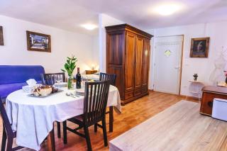 Nobile Studio in the Historic Town - Happy Rentals - 7