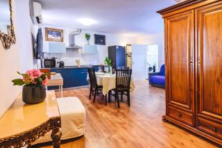 Nobile Studio in the Historic Town - Happy Rentals - 9
