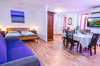 Nobile Studio in the Historic Town - Happy Rentals - 6