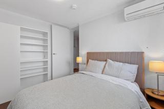 Oceanfront Retreat in Glenelg - 2