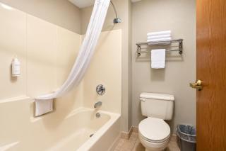 Days Inn by Wyndham Battlefield Rd/Hwy 65 - 6