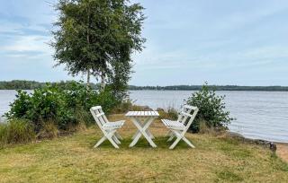 Awesome Home In Bredaryd With House Sea View - 9