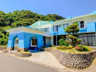 Chiisana Hotel SHIMOKOSHIKI - 0
