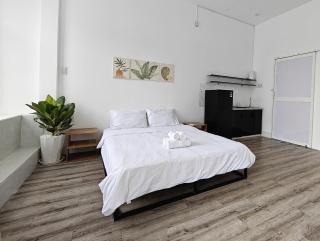 J Guesthouse - 2
