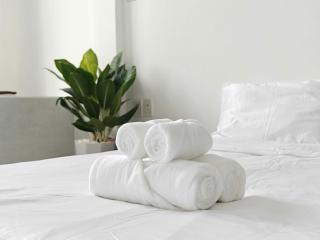 J Guesthouse - 1