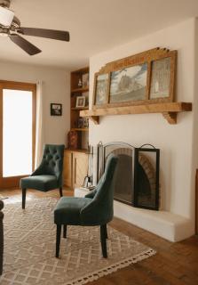 El Ranchito Alegre Private 3BR Home in Historic Corrales - 1
