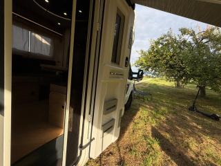 Oktoberfest Camper München mit Starlink und Smart TV - 4