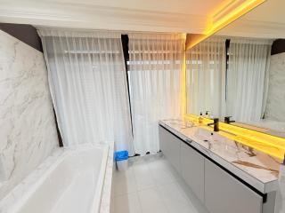 Premium Service suites at Berjaya Times Square East - 4