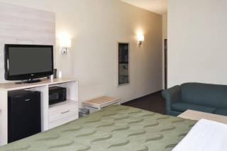 Quality Inn & Suites Brooks Louisville South - 2
