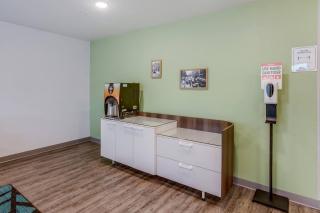WoodSpring Suites Novi Farmington - 4