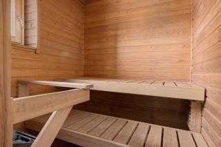 Renovated 2BR Apt with Best Location - Private Sauna & Balcony - 7