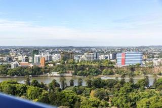 Queen's Wharf Residences Luxury 2 Bed 1 Car - 2