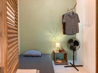 Home in Tirtodipuran garden view - Rumah Hijau 1 - 1