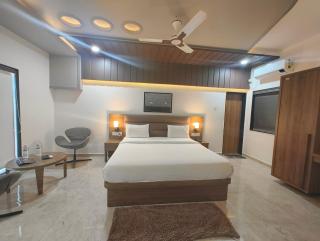 Flamingo Club and Resort Una 3 Km Away from Diu Check Post - 5