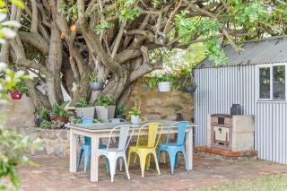 King Charming Cottage - Walk to the River - 1