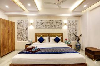 Revking--Hotel The Emporio Grand Near Vaishali Metro Station 3-star Hotel l Vaishali, Ghaziabad - 9