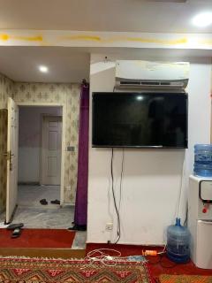 ZOYO Rooms 1 Bed Attach Bath F17 Markaz Islamabad Premium - 3