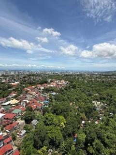 1 br with balcony on the hilltop facing sea view - Cebú - 8