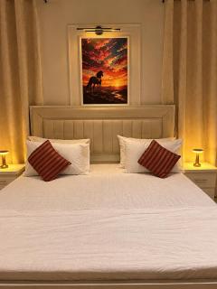 Stables - A Classic BNB Experience - DHA Phase 6 - 9