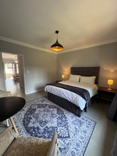 Nelspruit Modern Apartment #4 - Self Check-In - 4