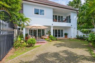 Kamala Beach House 3BR 7 Min Walk to Beach! - 0