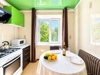 Cozy Studio in Cheryomushki - 15min to City & Sea - 5