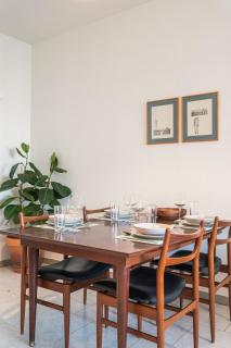 Quiet & Spacious 2-Bedroom Apartment Near Old Town - 8