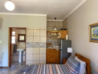 Palm Inn Guest House - 3