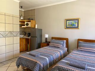 Palm Inn Guest House - 2