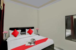 Super HOTEL DIAMOND TREE SECTOR 49 NOIDA NEAR PRAYAG HOSPITAL - 1