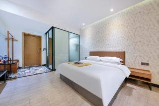 J Hotel - 2
