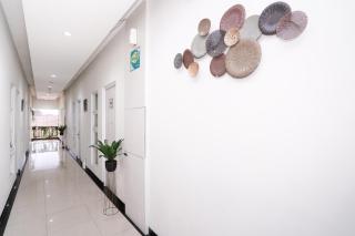 Sans Vibes Hotel Grand Omah Sastro Gejayan - 6