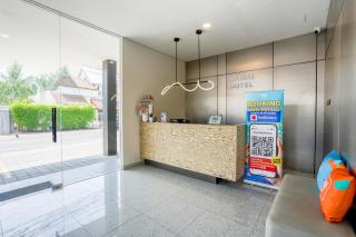 Sans Vibes Hotel Damai Yogyakarta - 7
