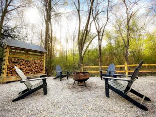 Enchanting Treehouse on Catfish Creek with Kayaks & Fire Pit, Florida - 1