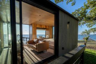 Beautiful Tiny House for a Unique Couples Getaway by Lake Tawakoni near Quinlan, Texas - 7