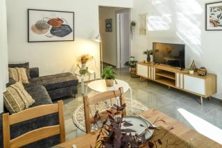 Charming Home in the Heart of Haifa by Sea N Rent - 0