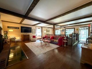 Grand Historic Home with Spacious Outdoor Deck Retreat in Fryeburg, Maine - 9