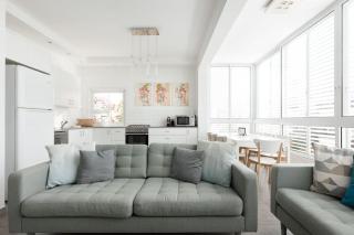 Heart of Tel-Aviv Spacious Stay by Sea N Rent - 5