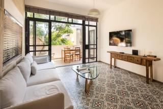 Rustic Charm 2BR Apt in Tel Aviv By Sea N Rent - 4