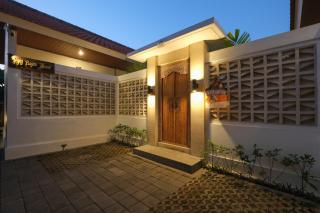 Jegeg Bagus House - 9