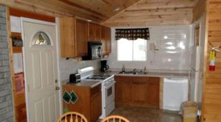 Rustic Cottage Rental Ideal for a Family Getaway near Wild Rose in Central Wisconsin - 3