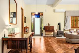 Historic Modern Home with Garden - 4