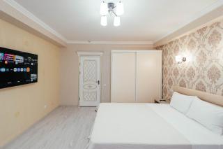 Botanica 2BR Family Apartment - 5