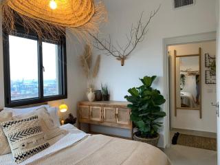 Boho Gem Near Talpiot Mkt -Mamad - 8