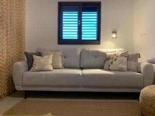 Boho Gem Near Talpiot Mkt -Mamad - 3