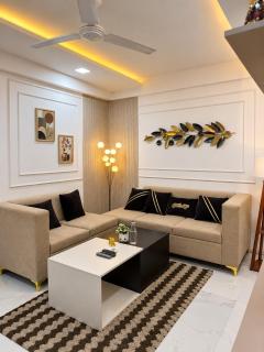 Elara Homes Movie Night Sunset Views Wi-Fi - 7