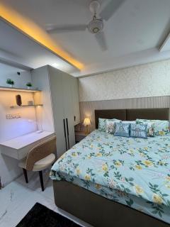 Elara Homes Movie Night Sunset Views Wi-Fi - 6